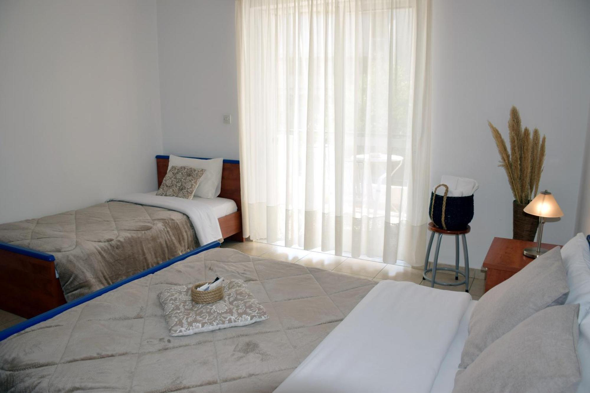 Lappas Rooms Rovies Extérieur photo